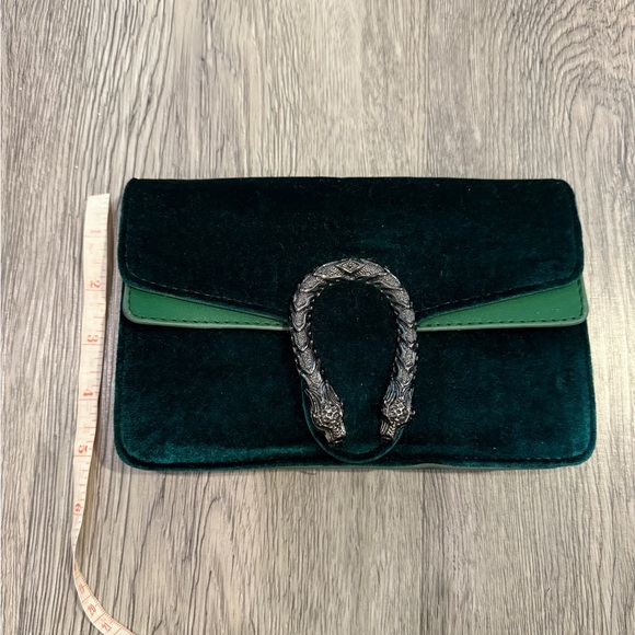 Green velvet bag - Picture 5 of 6